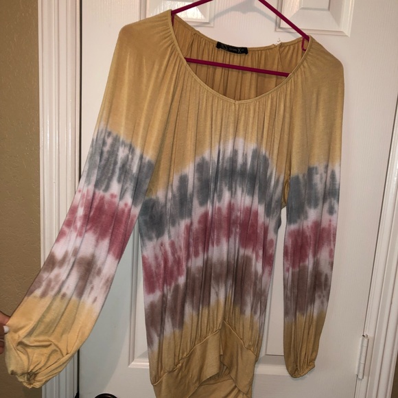 Tie Die Blouse - Picture 2 of 4